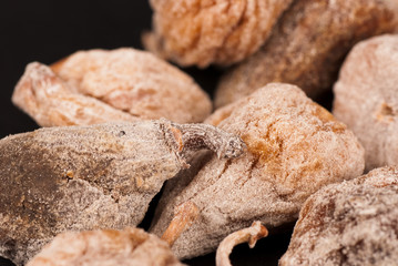Dried figs