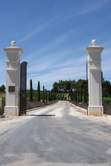 Entrée de propriété 02
