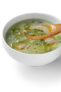 caldo verde , green soup