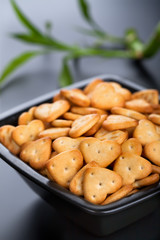 Salt cheese crackers