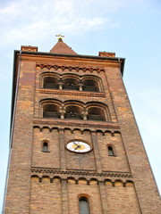 Fototapeta na wymiar Potsdam Turm der St.Peter und Paul Kirche