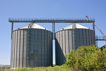 Fototapeta na wymiar Storage silos for agricultural products, in the countyside