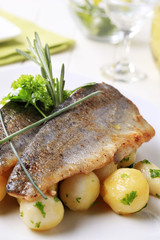 Pan fried trout with potatoes