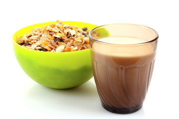 Milk and muesli