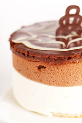 chocolate mousse cake
