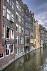 Fototapeta na wymiar Houses on Amsterdam Canal