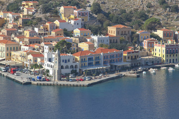 Der Hafen von Symi