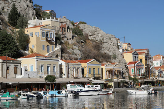 Hafenidylle in Symi