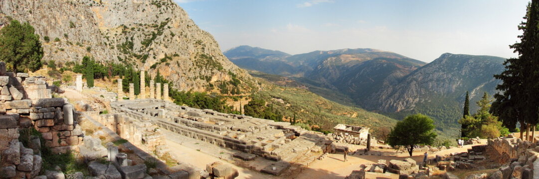 delphi sanctuary