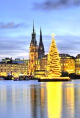 Fototapeta na wymiar Hamburg Alster Boże Narodzenie 2