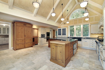 Large luxury ktichen