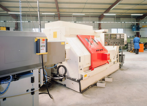 machines &agrave; commandes num&eacute;riques