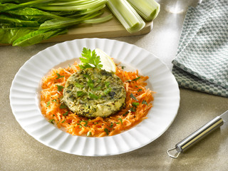 médaillon de petits pois,betteraves, et pommes de terre