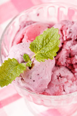 berry ice cream