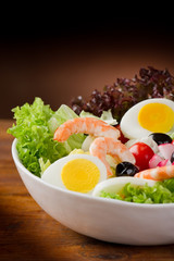 mix salad with shrimp and eggs- insalata con gamberi e uova