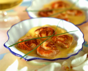 Coquilles Saint Jacques, sauce safran&eacute;e