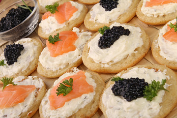 toast au saumon et caviar