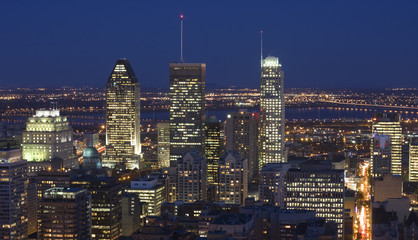 Fototapeta na wymiar Montreal skyline at dusk, Canada