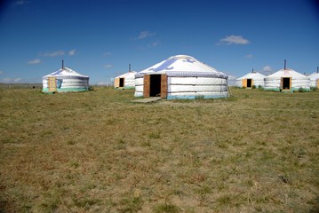 Fototapeta na wymiar Camp de yourte, Mongolie