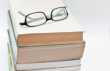 Lectura: libros y gafas