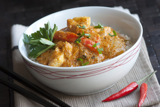 Red Thai chicken curry with rice