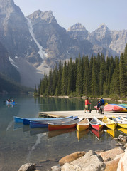 Fototapeta na wymiar Lake Moraine, canoes, Banff National Park