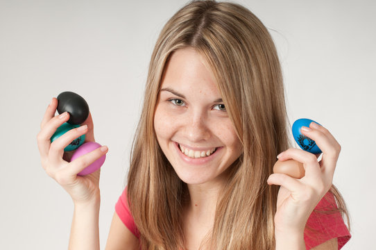 Model mit Musikinstrument