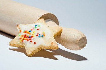 Teigroller mit Plätzchen