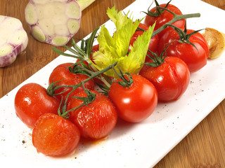 Geschmorte Kirschtomaten