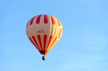 Hot air balloon