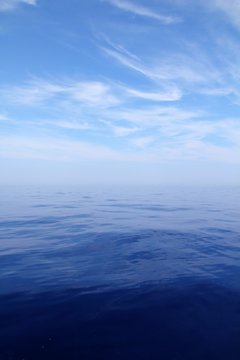 Fototapeta Calm sea blue water ocean sky horizon scenics