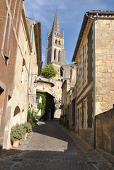 Fototapeta premium SAINT-EMILION rue pavée