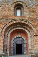 Fototapeta na wymiar San Pedro Siresa romański klasztor