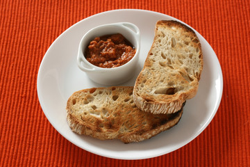 bread with tomato sauce