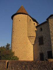 Village de Pluviers ; Charente, Limousin, Périgord