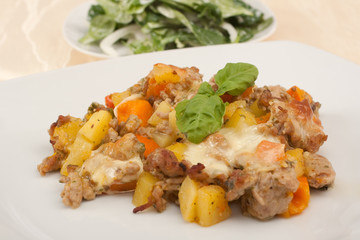 Hackfleisch-Kürbis-Kartoffel Auflauf