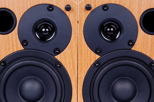 front panel of audio speaker close-up_1