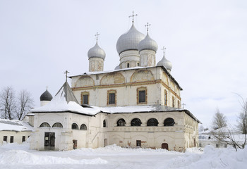 Fototapeta na wymiar Katedra Zaloguj Veliky Novgorod