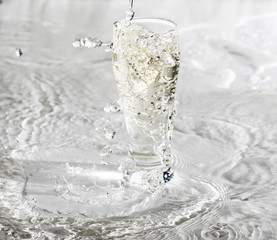 Obraz na płótnie Canvas Glass Of Water on white