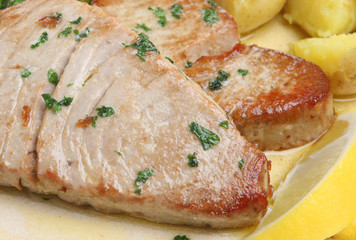Pan-Fried Tuna Steaks