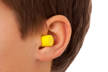 Ohr mit Gehörschutz Proppen - Ohrstöpsel