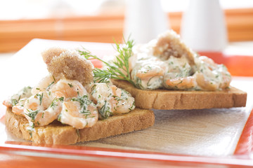 Shrimp sandwich
