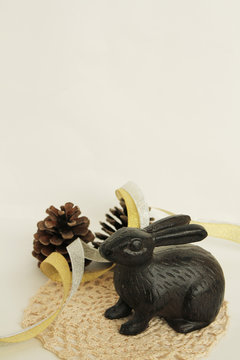 うさぎ雑貨ブロンズ　タテ