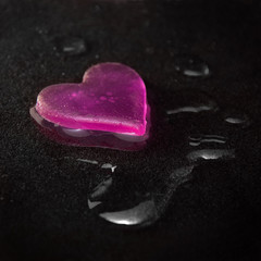 wet heart on a velvet