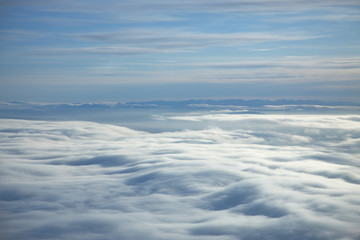 Fototapeta na wymiar Chmury nad Mountain Range