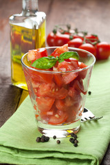 Tomatensalat im Glas