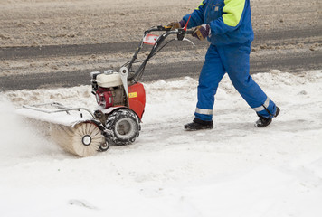 Snow blower