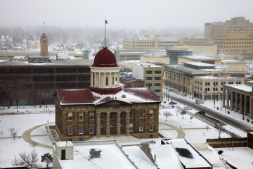 Snow storm by Old State Capitol