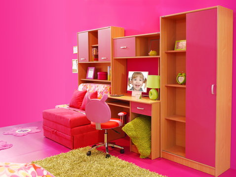 children pink room