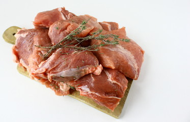 viande , sauté de porc cru